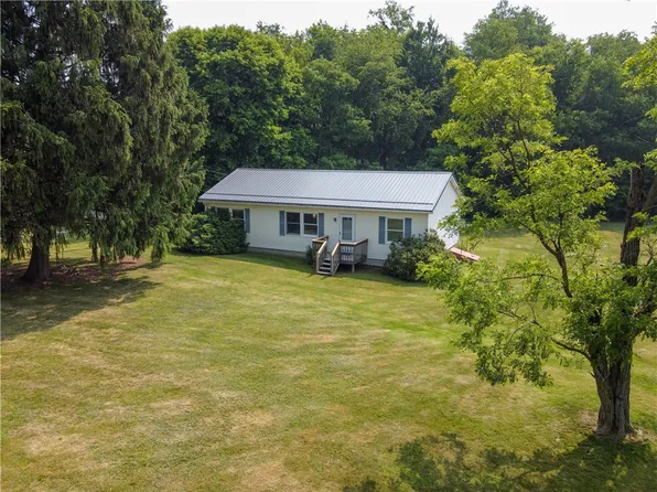 2763 Route 18, Hookstown, PA 15050