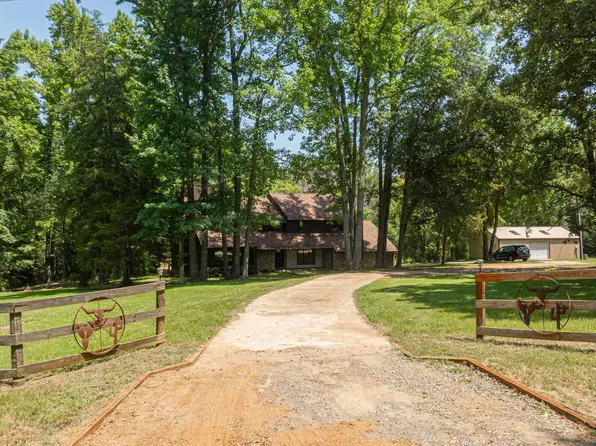 3410 Clark Taylor Rd, Hallsville, TX 75650