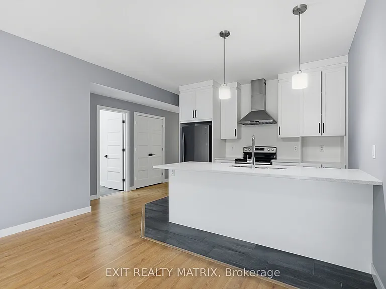 49 Cambridge St — Photo 9