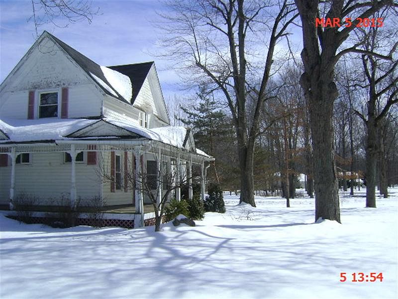 2nd image of 36540 Giles Rd
