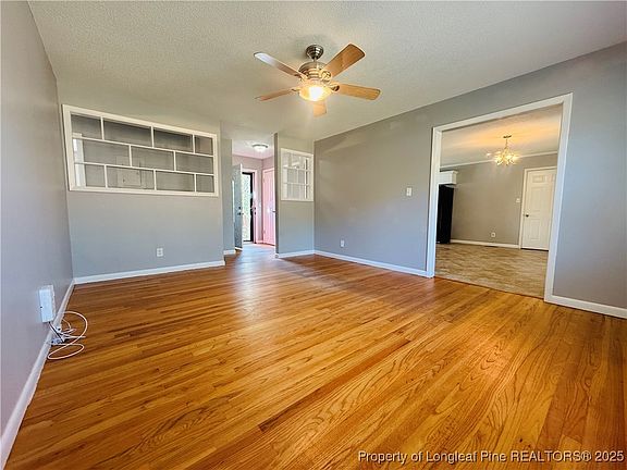 4th image of 491 Warmsprings Dr