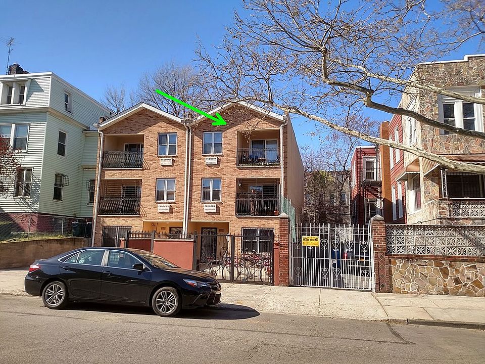 1st image of 221 Quincy St