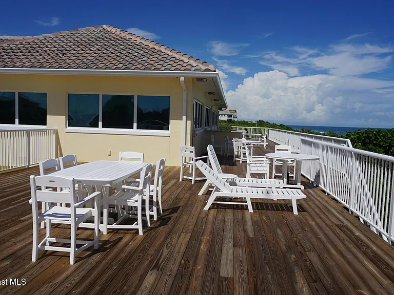 7647 Kiawah Way — Photo 30