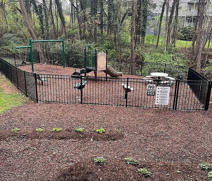 1000 Huntwood Ln — Photo 36