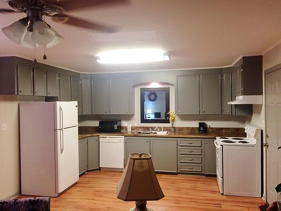 4th image of 707 S Lewis St APT C