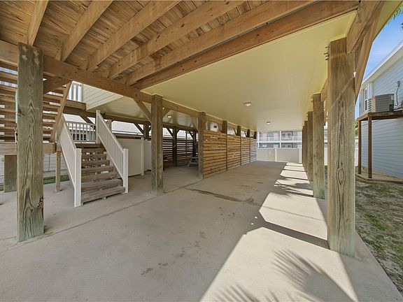 3rd image of 415 Spencers Lndg