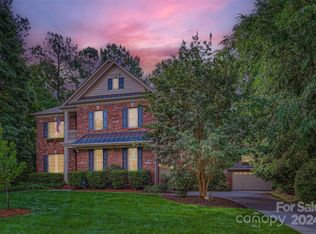 2610 Hamilton Crossings Dr, Charlotte, NC 28214