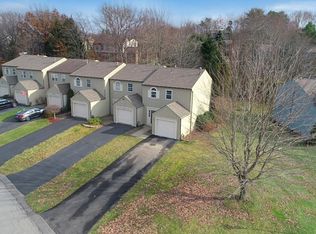 501 Brandywine Dr, Cranberry Township, PA 16066