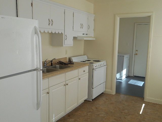 2nd image of 4125 Holton Ave