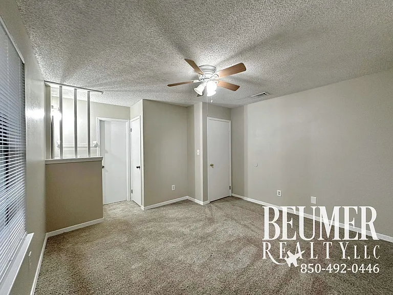 2292 Sparrow Ln — Photo 6