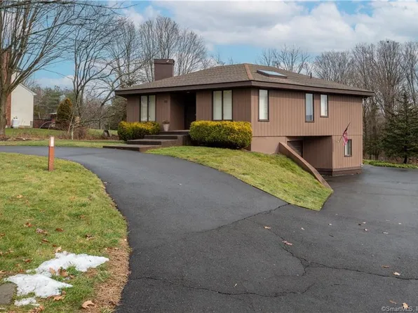 59 Woods Hill Road, North Branford, CT 06472