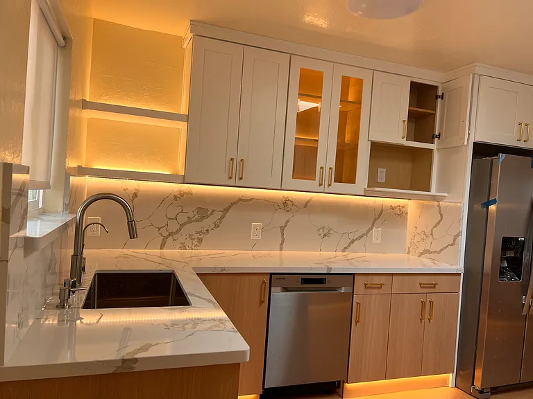 126 Margaret Ave — Photo 6