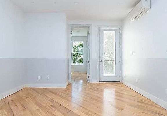 3rd image of 217 Sumpter St #4L