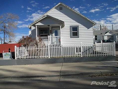 1st image of 729 5th Ave W