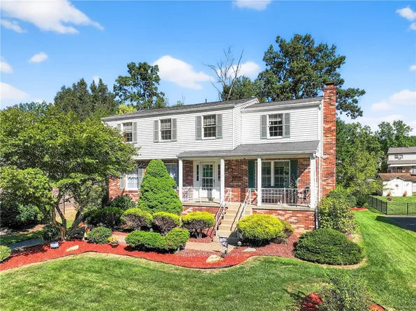 213 Cameron Dr, Irwin, PA 15642