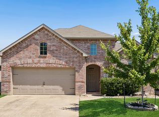 8716 Golden Sunset Trl, Fort Worth, TX 76244