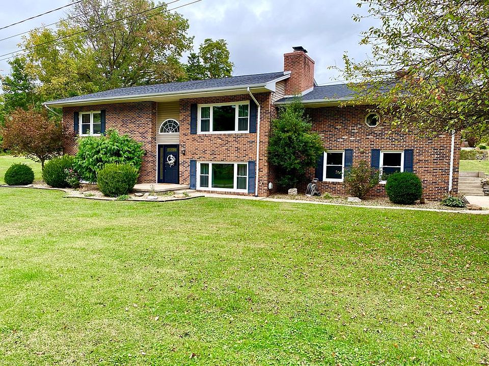 1st image of 9 La Donna Ave