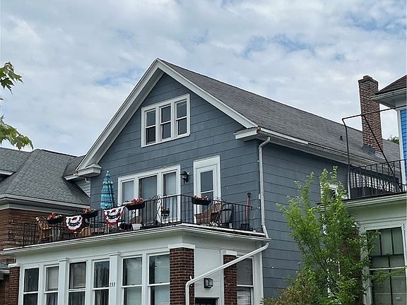 3rd image of 233 Minnesota Ave