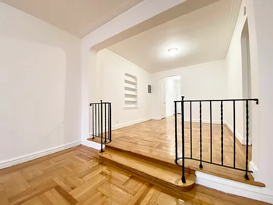 Rented by Bruma Realty LLC | media 8