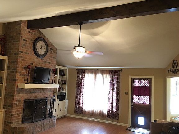 3rd image of 205 Wilshire Dr