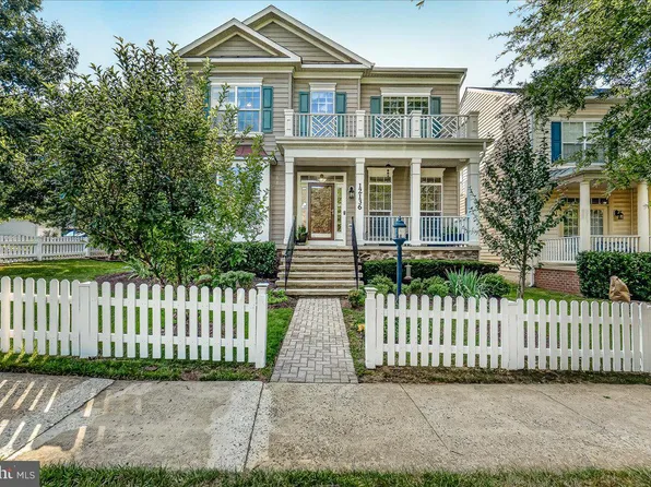 12136 Cypress Spring Rd, Clarksburg, MD 20871