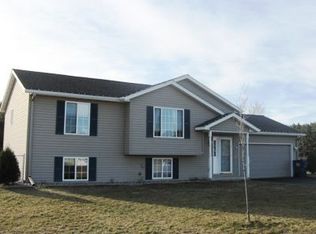 2285 Mystic Meadow Dr, Kronenwetter, WI 54455