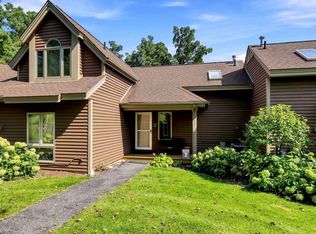 134 Walnut Hill Dr, Galena, IL 61036