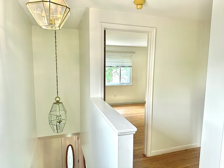 32307 Cambridge Dr — Photo 33