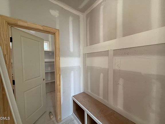 4th image of 1800 Batten Farm Rd #18