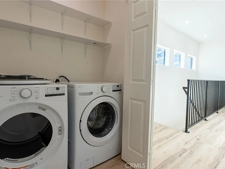10421 Amigo Ave — Photo 13