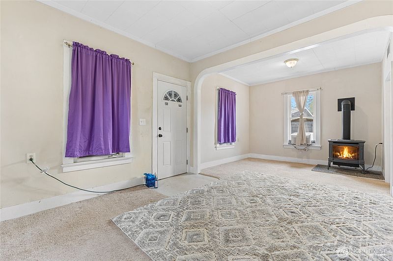3rd image of 1213 Rhobina Street