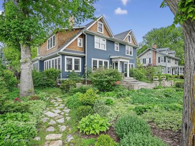 446 6th Ave, La Grange, IL, 60525