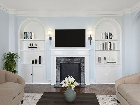 3rd image of 2000 N Lincoln Park West Pkwy #912