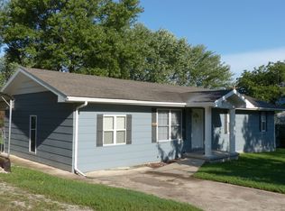 429 N Mill St, Marshfield, MO 65706