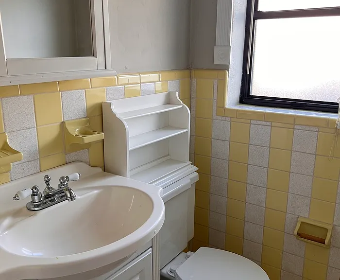 2089 Pine Tree Dr #50 — Photo 10