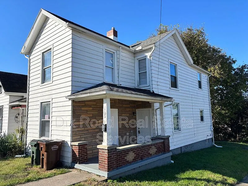 1705 Parrish Ave