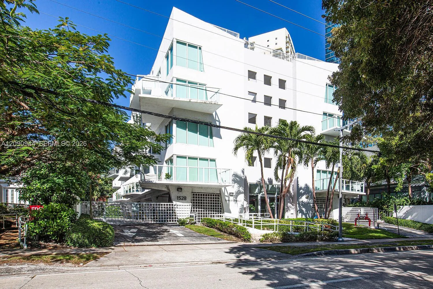 Lofts On Brickell I Condo — Photo 1