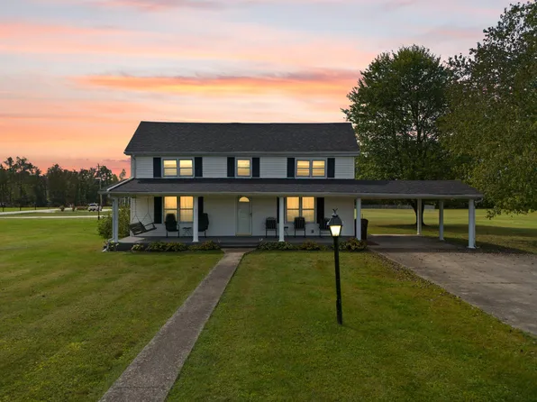 695 Maple St, Stanton, KY 40380