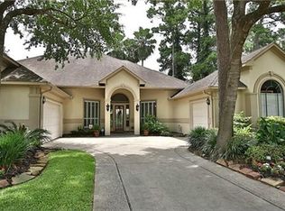 13614 Champions Centre Dr, Houston, TX 77069