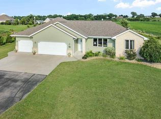 3318 Egret Dr, Green Bay, WI 54311