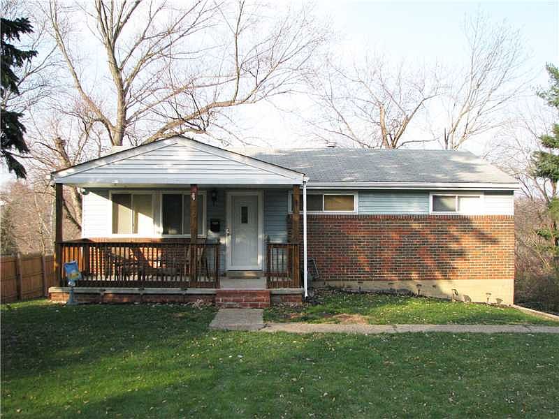 1st image of 727 Heartwood Dr