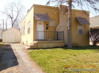 2445 S 6th St, Springfield, IL 62703