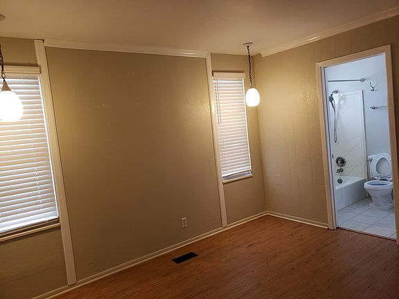 5th image of 3008 W Shadow Park Dr