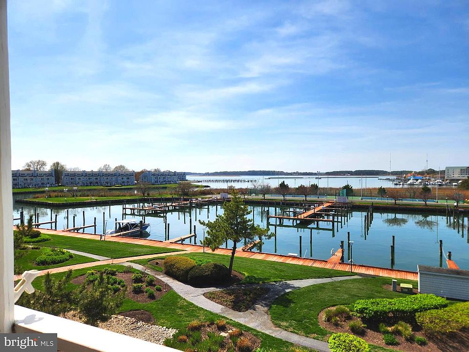 1st image of 130 Oyster Cove Dr #130