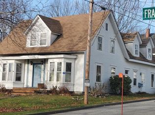 29 Franklin St, Bucksport, ME 04416