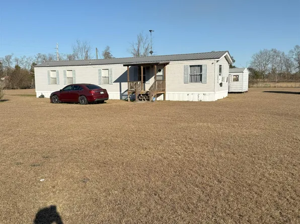 12548 NW Owens Loop, Bristol, FL 32321