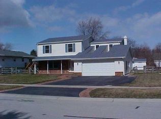 6734 Janel Ln, Maumee, OH 43537