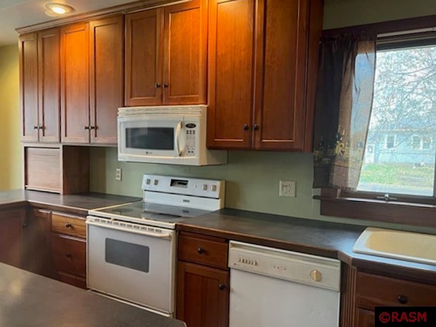 307 N Secor St, Bricelyn, MN 56014 MLS 7033780 Zillow