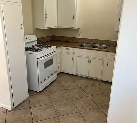 2nd image of 11449 Sherman Way