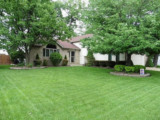 1st image of 1526 Oak Leaf Dr
